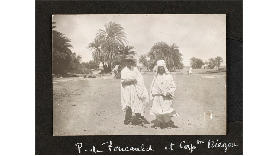 Captain Nieger (1874-1951) and Father de Foucauld (1858-1916), Trans-African mission, 1912 © Paris - Musée de l'Armée, Dist. RMN-Grand Palais / Emilie Cambier