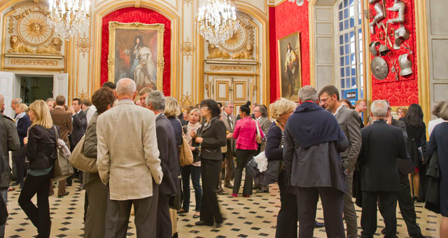 cocktail dans le grand salon