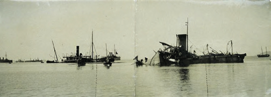 photographie de bateaux russes dans la rade Chemulpo