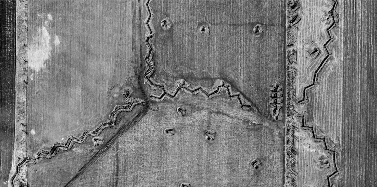 Topographies II – Mai 2022, "Marioupol Ouest, 9 février 2016." (c) Michel Slomka / MYOP / Google Earth Image ©2022 Maxar Technologies