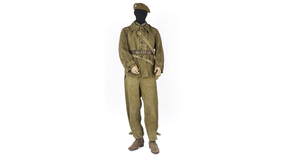 Fantassin d'infanterie de forteresse : Créés à l’origine en 1933 pour les régions fortifiées de Metz, de la Lauter et de la ligne du Rhin, les régiments d’infanterie de région fortifiée sont réorganisés le 25 août 1935 pour former les régiments d’infanterie de forteresse. © Paris - Musée de l'Armée, Dist. RMN-Grand Palais - © Anne-Sylvaine Marre-Noël