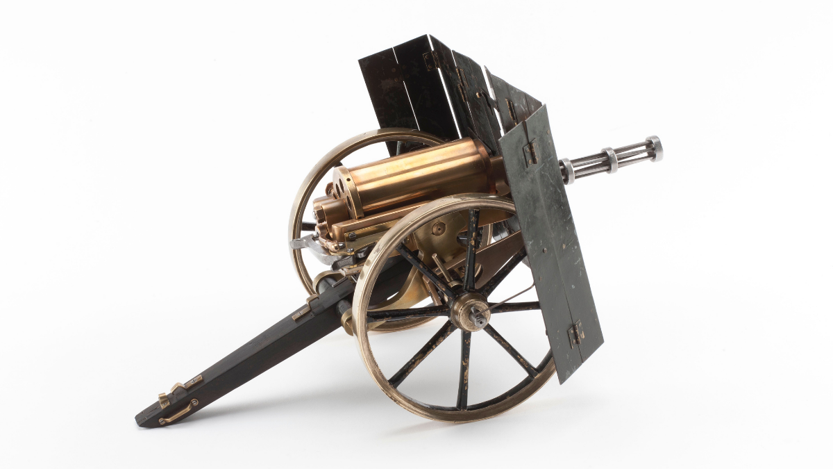 "Modèle réduit de canon-révolver de 4 livres sur affût", 1861, don de Napoléon III en 1862. Paris, musée de l'Armée