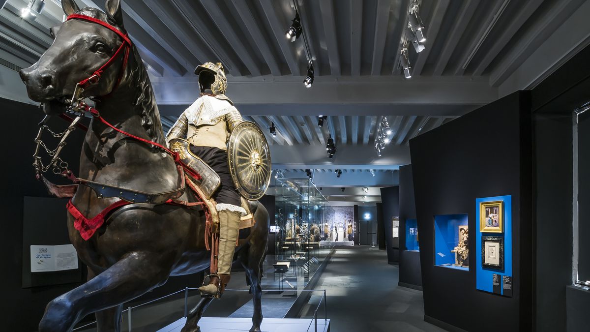 Demi-armure créée vers 1630, attribuée au cardinal de Richelieu (C) Paris - Musée de l'Armée, Dist. RMN-Grand Palais / Jean-Yves et Nicolas Dubois