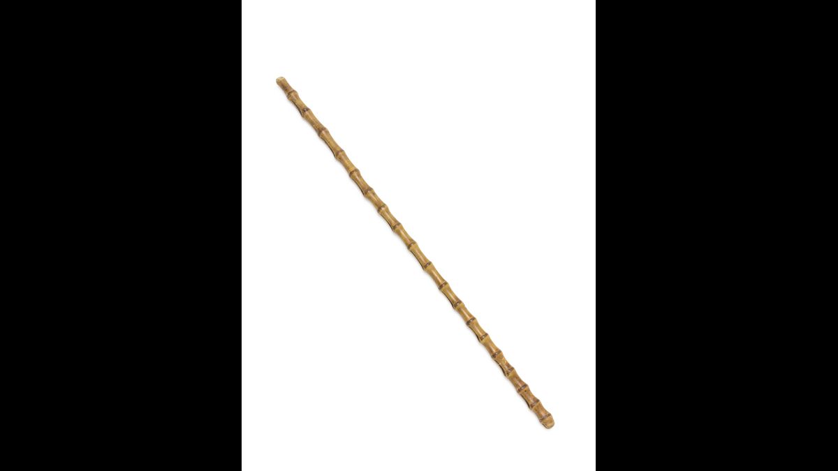 Stick du général Weygand - Les troupes allemandes atteignent la ligne de défense, surnommée « ligne Weygand », le 5 juin. Malgré une résistance acharnée des troupes françaises, la ligne est enfoncée le lendemain. / Paris, musée de l’Armée, inv. 20077.  Don d’Édouard Weygand © Paris - Musée de l'Armée, Dist. RMN-Grand Palais / Emilie Cambier