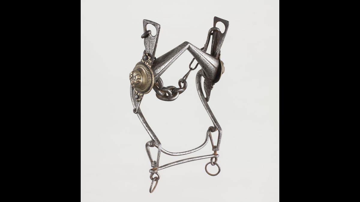 Mors de bride des écuries royales (C) Paris - Musée de l'Armée, Dist. RMN-Grand Palais / Emilie Cambier