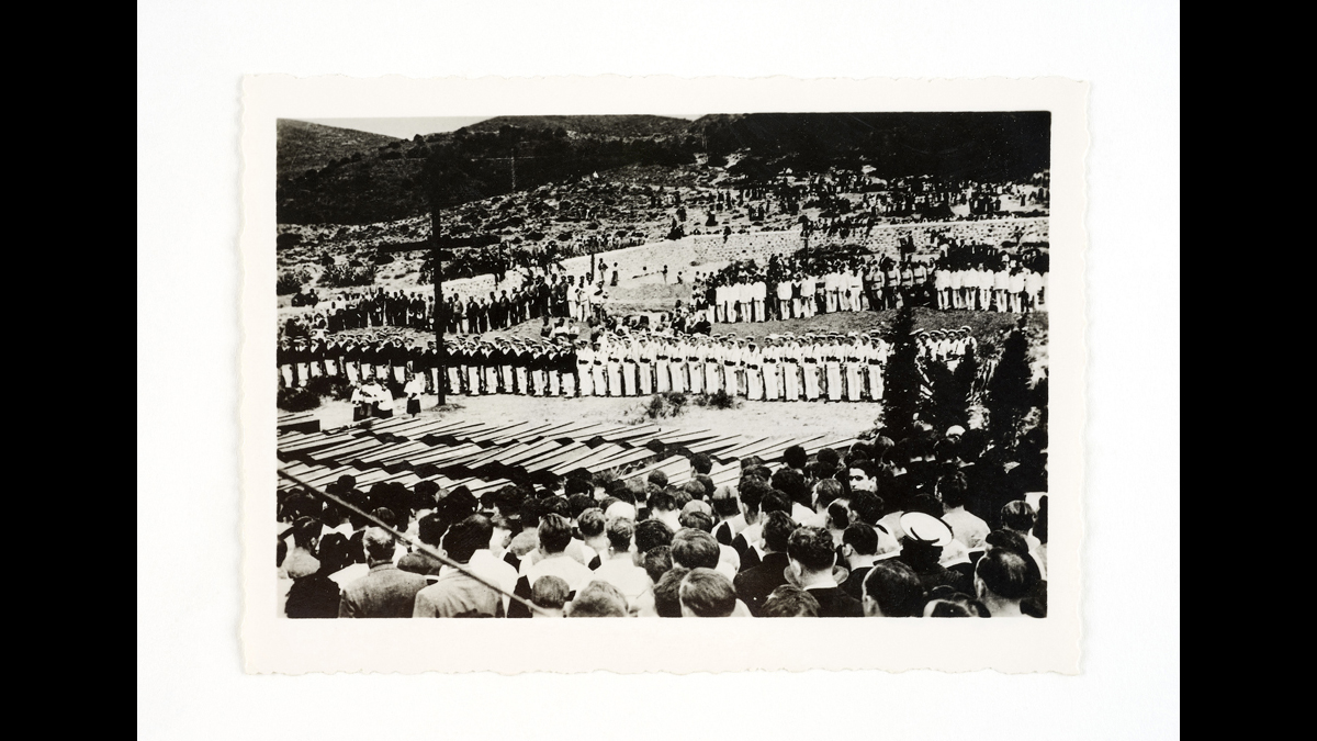 Bombardement de la rade de Mers el-Kébir - Obsèques des marins tombés à Mers el-Kébir / Paris, musée de l'Armée, inv. 22620 / 23