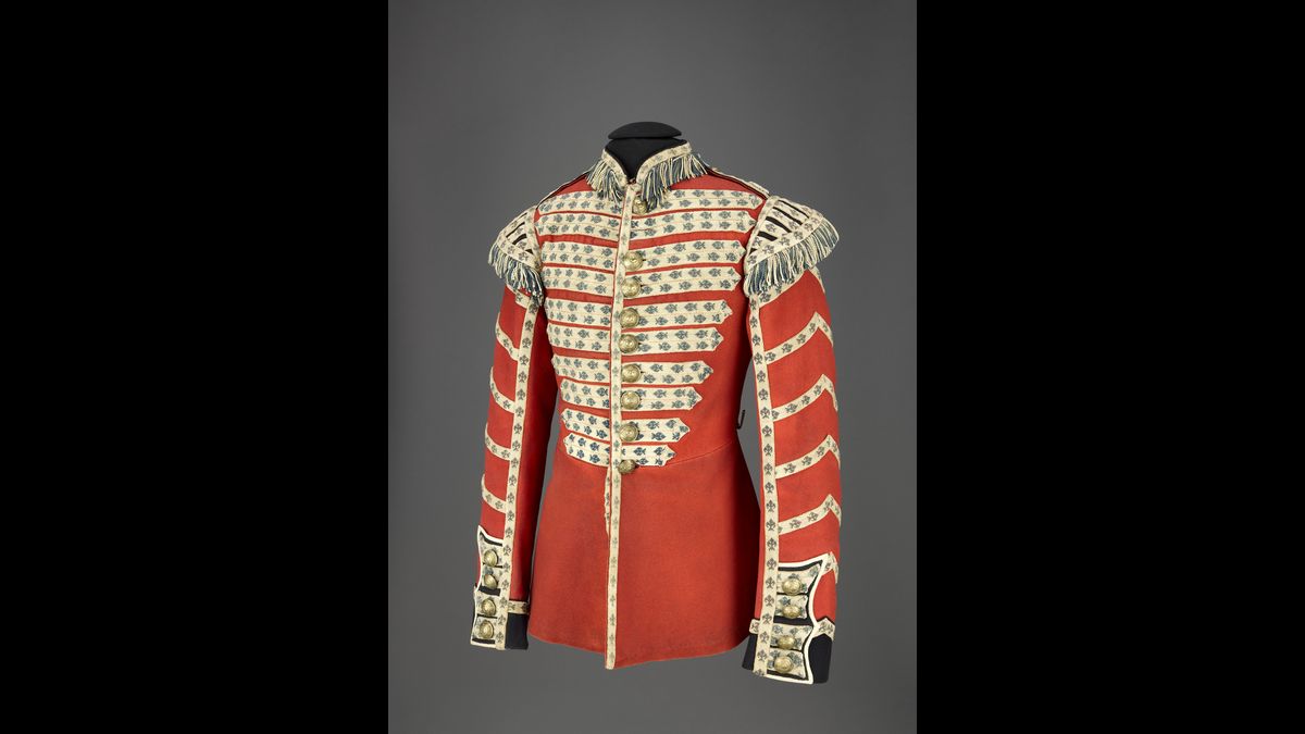 Habit de tambour des Coldstream Guards, vers 1890, Paris, musée de l'Armée © Paris - Musée de l'Armée, Dist. RMN-Grand Palais / Anne-Sylvaine Marre-Noël