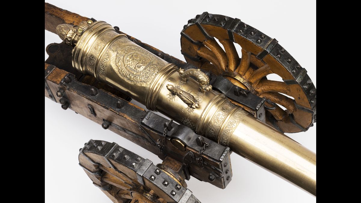 Canon de 48 à bassinet sur affût, 18e siècle. Série du Grand Dauphin par Heroldt, 1663 (C) Paris - Musée de l'Armée, Dist. RMN-Grand Palais / Emilie Cambier