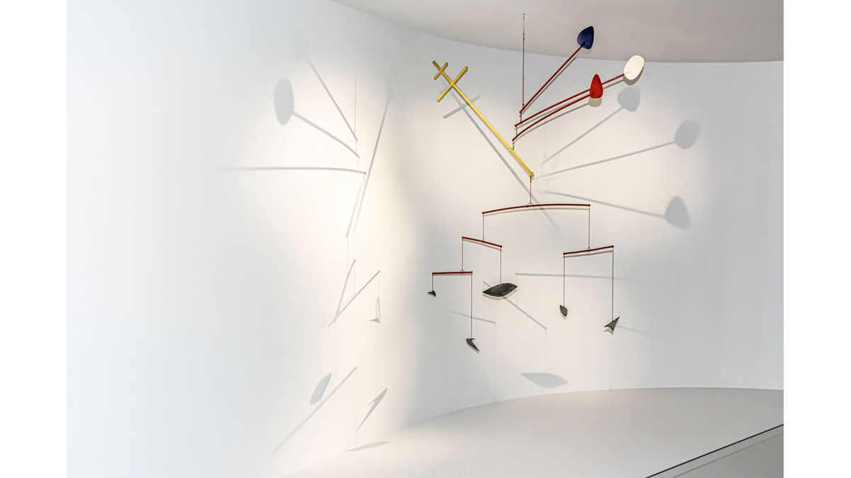 Alexander Calder, mobile "France Forever". Photographie © Anne-Sylvaine Marre-Noël, 2020 / © 2021 Calder Foundation, New-York / ADAGP, Paris