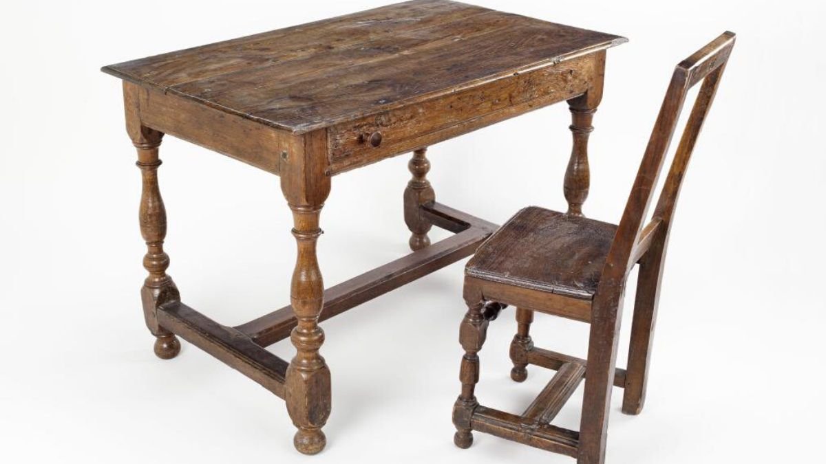 Mobilier de Bonaparte à Auxone (C) Paris - Musée de l'Armée, Dist. RMN-Grand Palais / Christophe Chavan