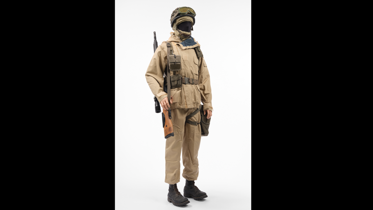 "A 1st régiment de parachutistes d'infanterie de marine (Marine Infantry Parachute Regiment) sniper", 1991, Paris, Musée de l'Armée © Paris – Musée de l'Armée, Dist, RMN-Grand Palais / Thierry Ollivier