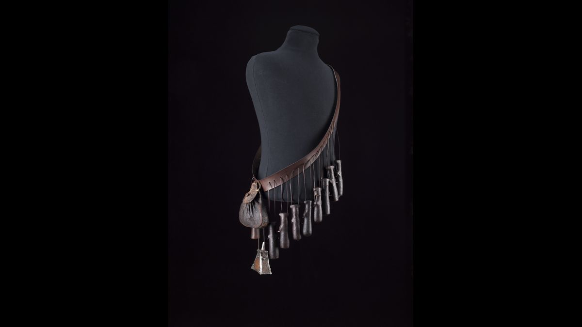 Bandoulière de mousquetaire (C) Paris - Musée de l'Armée, Dist. RMN-Grand Palais / Anne-Sylvaine Marre-Noël