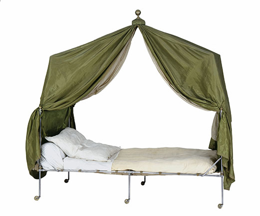 Bed on which Napoleon I passed away in Saint Helena, kown as "Murat bed", Paris, musée de l'Armée ©Paris, musée de l’Armée, Dist. RMN-Grand Palais/ Pascal Segrette