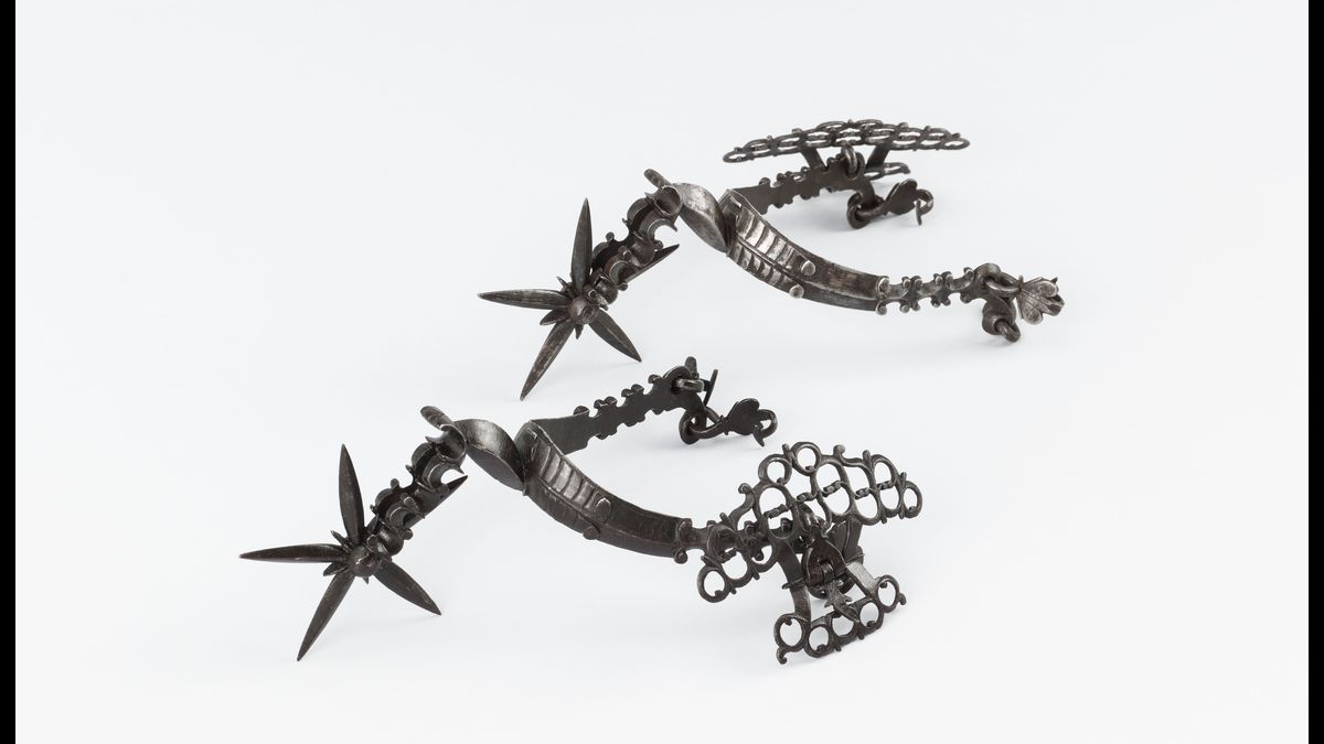 Paire d'éperons (C) Paris - Musée de l'Armée, Dist. RMN-Grand Palais / Emilie Cambier