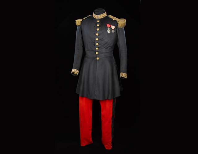 Costume empire napoléonien